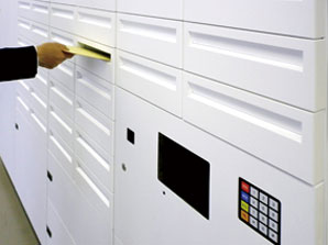 Other.  [Home delivery locker (mailbox-integrated)] Home delivery locker entrusted to us the report was luggage in the absence is, Mailbox and integrated. In the dwelling unit of non-touch key can be taken out at any time 24 hours. cleaning, A variety of services such as courier pickup is also available. (More than the published photograph of the same specifications)
