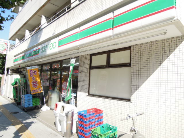 Convenience store. STORE100 Azusawa 1-chome (convenience store) to 204m