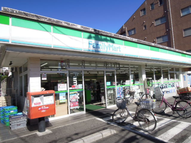 Convenience store. FamilyMart Sakuragawa Sanchome store up to (convenience store) 221m