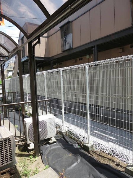 Balcony. Private garden