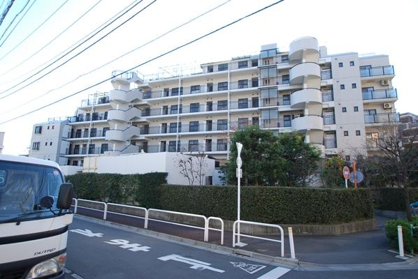 Local appearance photo