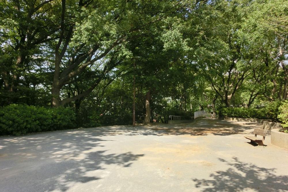 park. 440m until Higurashi board park