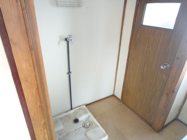 Other room space. It is the Laundry Area