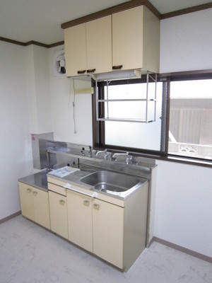 Kitchen. Two-burner gas stove installation Allowed