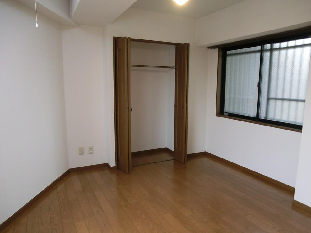 Non-living room. Room (August 2013) Shooting