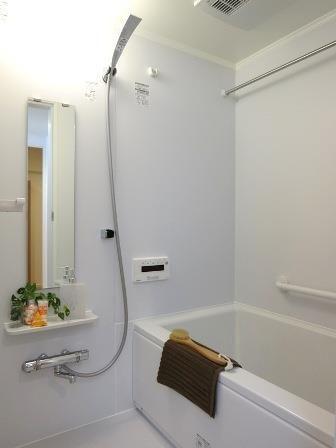 Bathroom. ~ It is in a new interior renovation. 2014 February 7, scheduled to be completed ~ Your preview is possible at any time.  The field situation, There is the case that specifications may be changed.