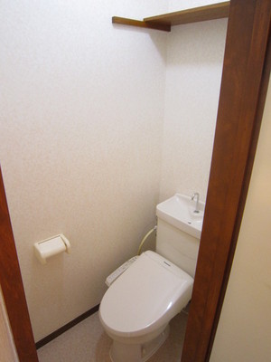 Toilet. Washlet equipped ・ Yes upper receiving