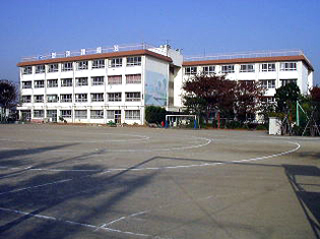 Primary school. Hosoda 800m up to elementary school (elementary school)