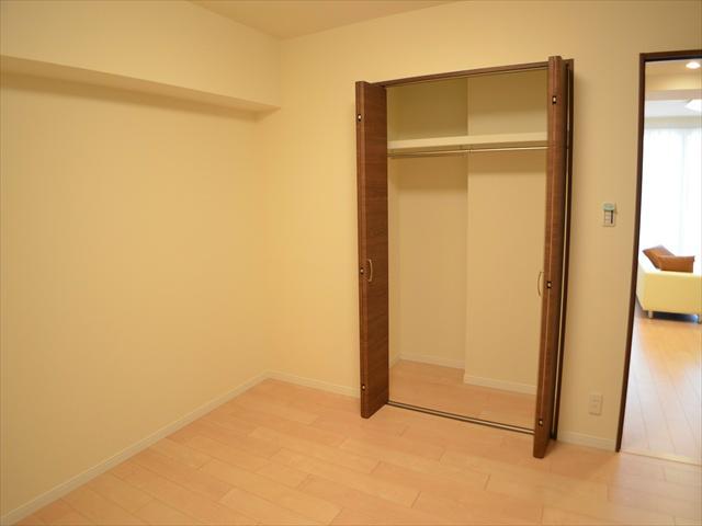 Non-living room. Large living room is 6 quires more