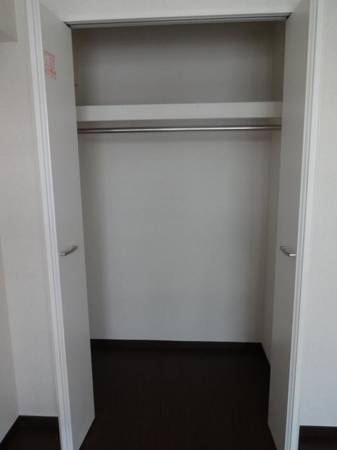 Receipt. Room (August 2013) Shooting