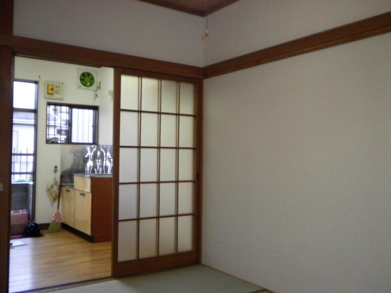 Living and room. Japanese-style room (same type)