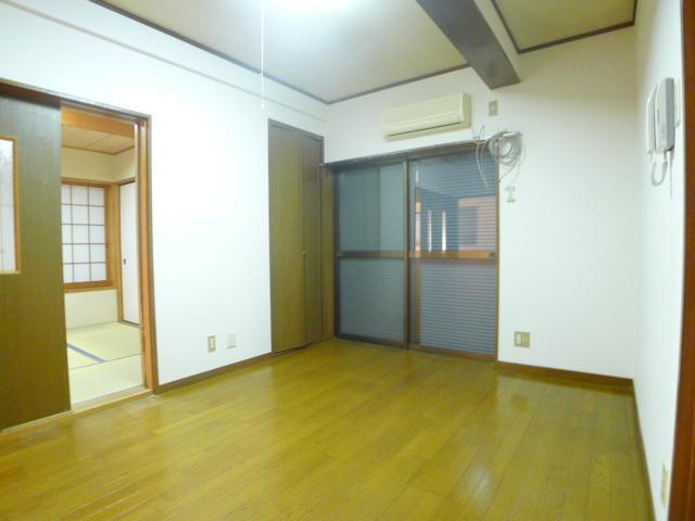 Other room space