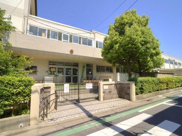 Primary school. 100m to Katsushika Ward Iizuka Elementary School