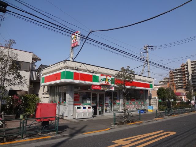 Convenience store. 240m until Thanksgiving Katsushika Okudo store (convenience store)