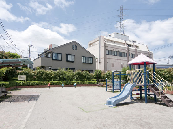 Surrounding environment. Kamakurakita children's park (about 180m ・ A 3-minute walk)