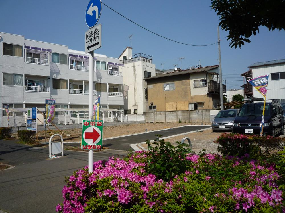 Primary school. 250m to Katsushika rising Chiba elementary school