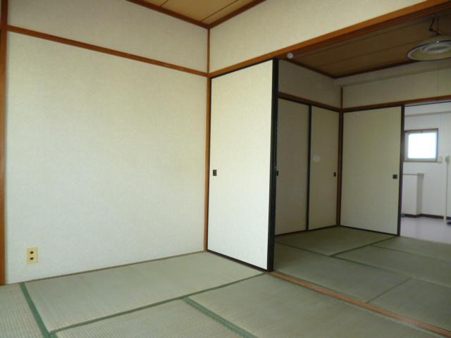 Other room space. Japanese-style 3