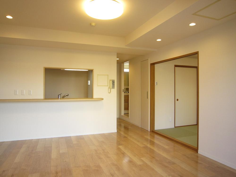 Living. Indoor (12 May 2013) Shooting