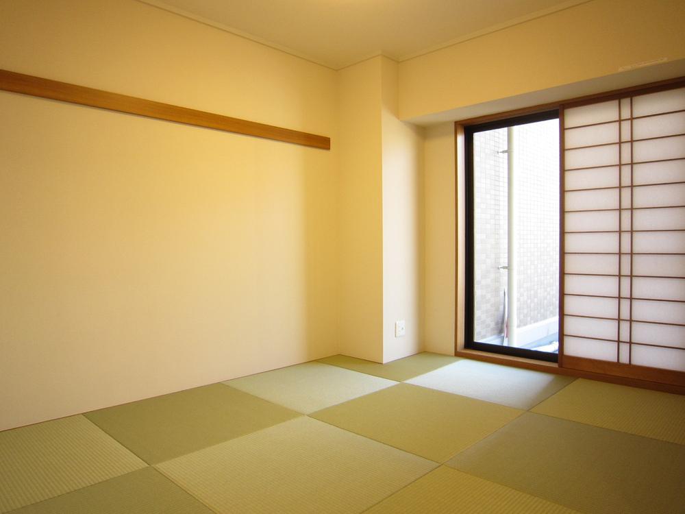 Non-living room. Indoor (12 May 2013) Shooting