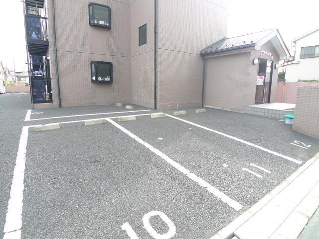 Parking lot