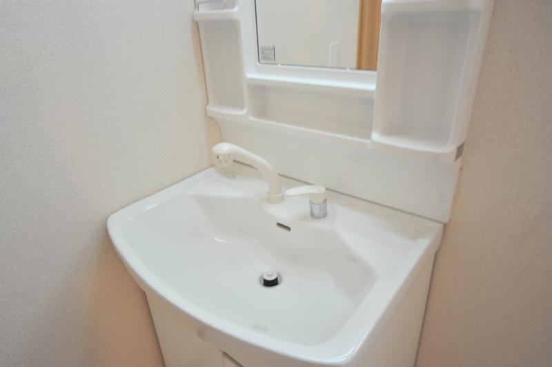 Wash basin, toilet. 1 Building Bathroom vanity