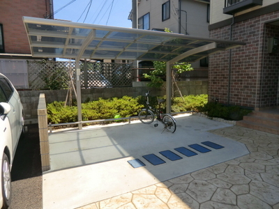 Other common areas. Bicycle equipped