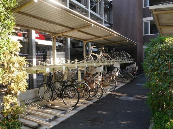 Other common areas. Bicycle parking (11 May 2013) Shooting