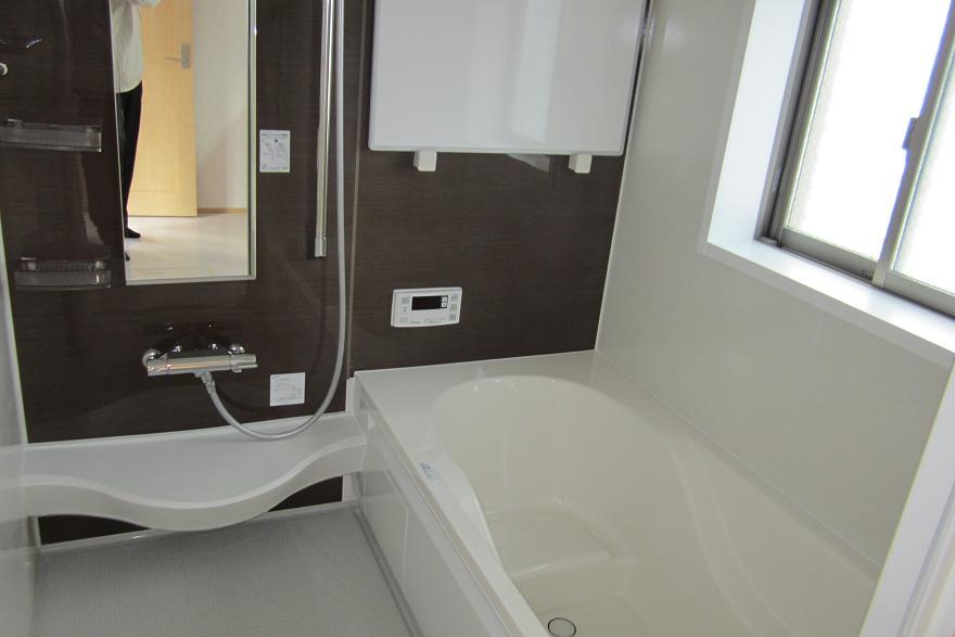 Same specifications photo (bathroom). ( 1 Building) same specification