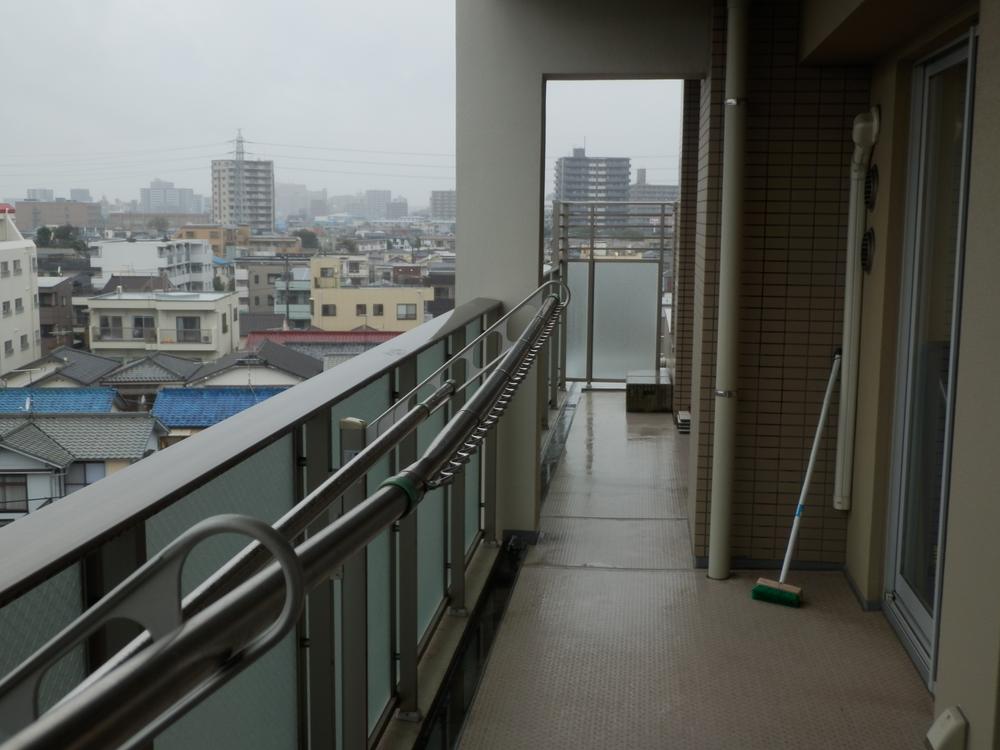 Other common areas. Common areas. More balcony frontage 9m.