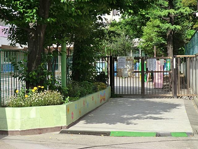 kindergarten ・ Nursery. Futagami happy nursery also mom to work 435m up to nursery school is located just around the corner. 