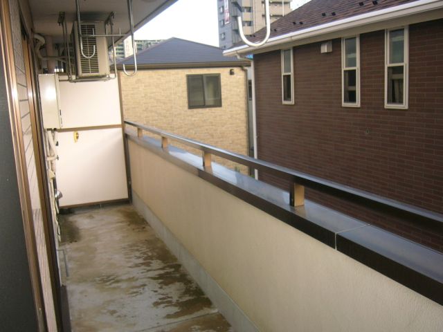 Balcony. Veranda with a roof, You Jose in one fell swoop your laundry also. 