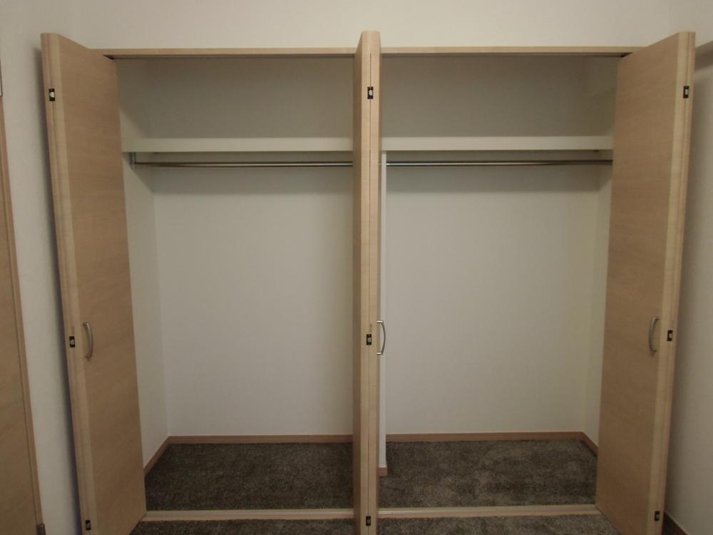 Non-living room. Indoor (11 May 2013) Shooting