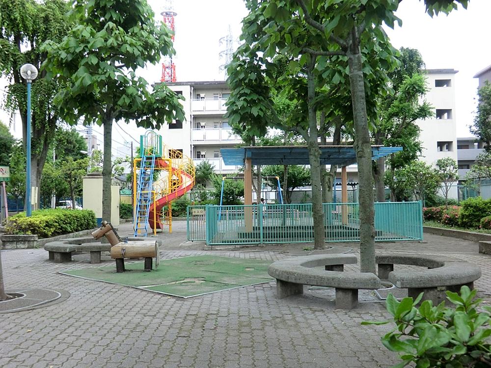 park. Municipal Michigami to children amusement 260m
