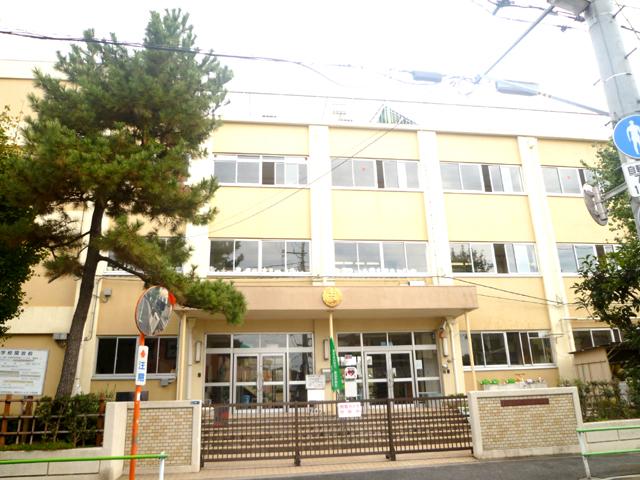 Primary school. Kanamachi 300m up to elementary school