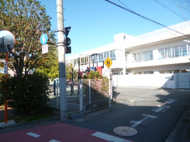 kindergarten ・ Nursery. 220m to blue pigeon kindergarten