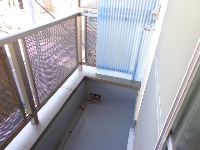 Balcony. It can be installed washing machine