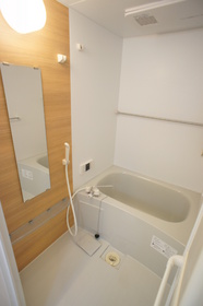 Bath. Bathroom Dryer ・ ventilation ・ heating ・ Cool breeze is with function.