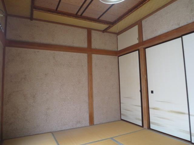 Living and room. Japanese-style room 2