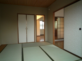 Living and room. There is also a Japanese-style room