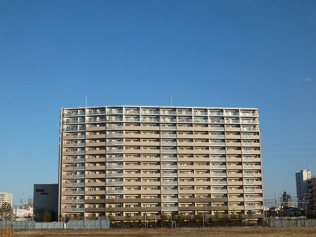 Local appearance photo. Local (12 May 2012) shooting