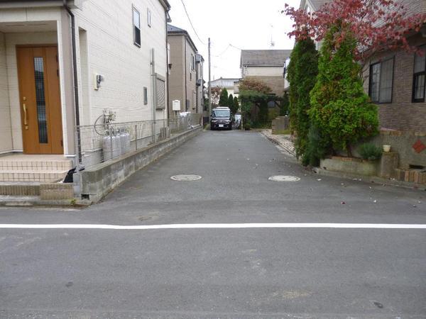 Local photos, including front road. West front road