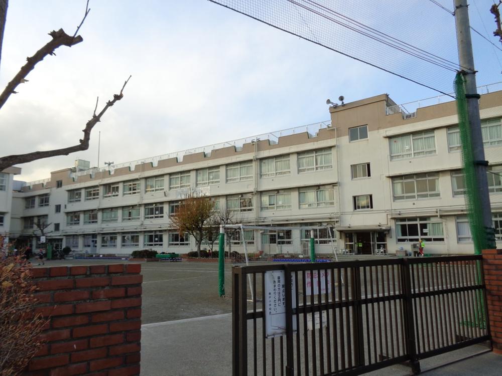 Primary school. 976m to Katsushika Ward Okudo Elementary School