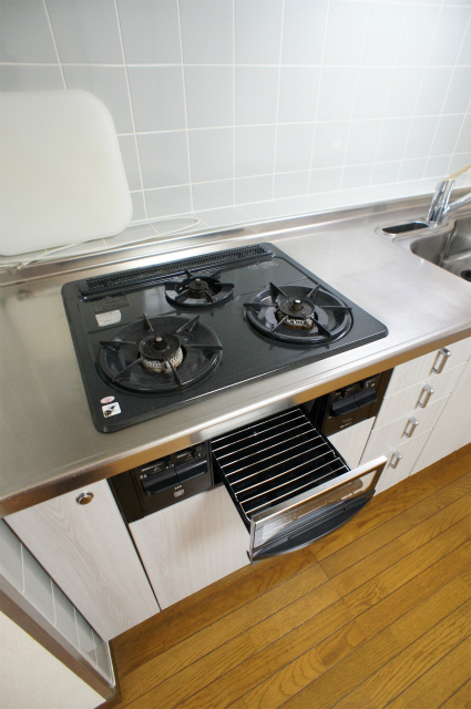 Kitchen. Happy system Kitchen / With grill