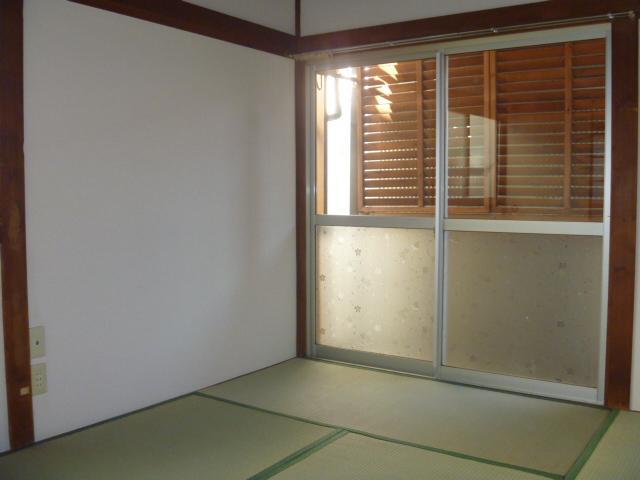 Living and room. Japanese-style room 6 quires