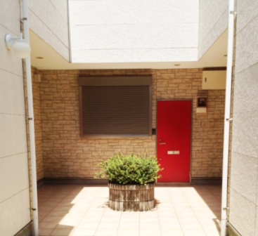 Entrance. courtyard