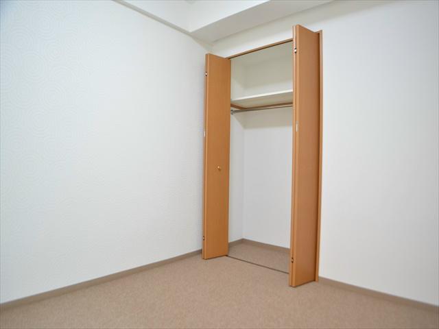 Non-living room. There is a closet in each room