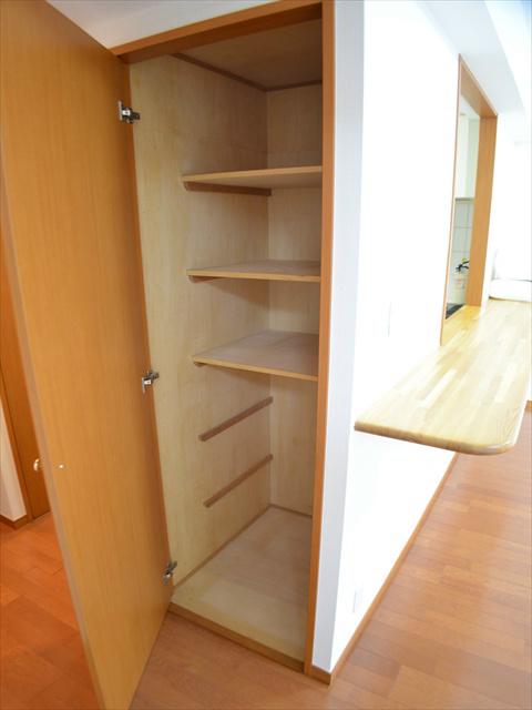 Receipt. With also accommodated in the living room