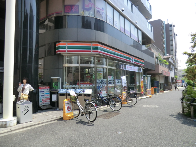 Convenience store. Seven-Eleven Kameari Station south exit shop until the (convenience store) 469m