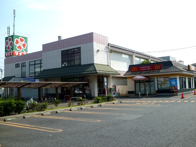 Supermarket. life Mizumoto to the store 850m