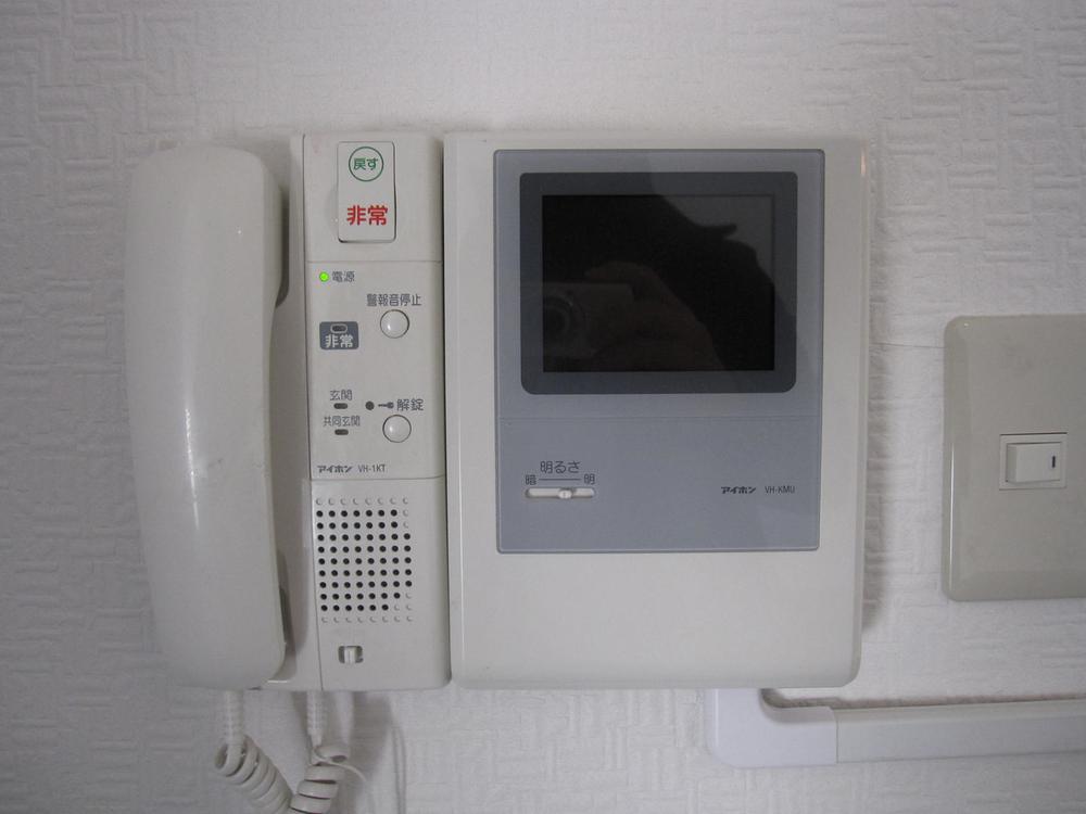 Other introspection. Intercom with monitor (December 2012) Shooting